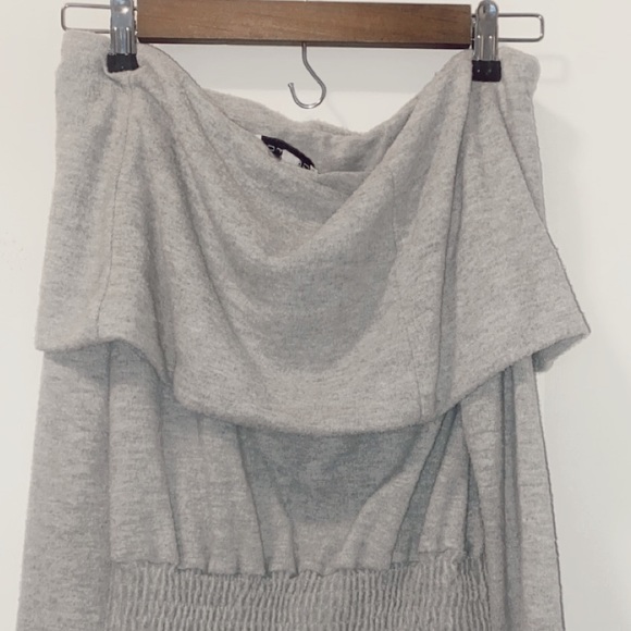 Grey off the shoulder sweater - Picture 2 of 3